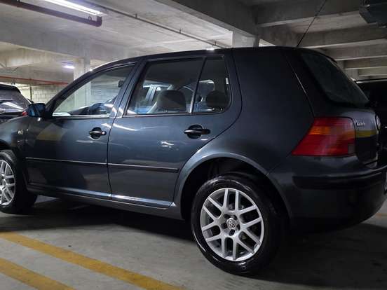 VOLKSWAGEN-GOLF-1.6 MI 8V GASOLINA 4P MANUAL VOLKSWAGEN-GOLF-2000