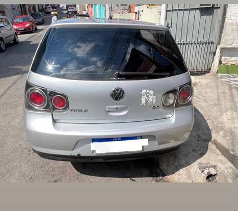 VOLKSWAGEN-GOLF-2009