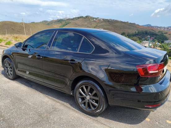 VOLKSWAGEN-JETTA-2016
