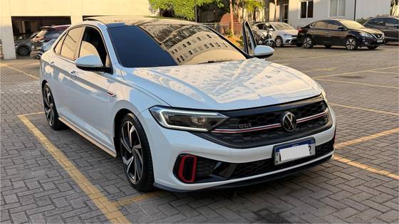 VOLKSWAGEN JETTA 2.0 350 TSI GASOLINA GLI DSG