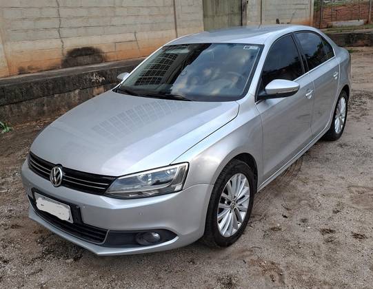 VOLKSWAGEN JETTA 2.0 TSI HIGHLINE 200CV GASOLINA 4P TIPTRONIC