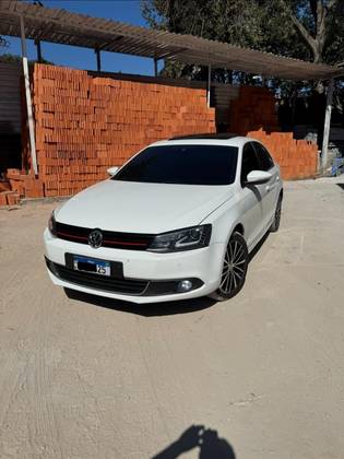 VOLKSWAGEN JETTA 2.0 TSI HIGHLINE 211CV GASOLINA 4P TIPTRONIC