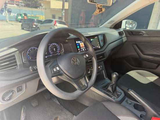 VOLKSWAGEN-POLO-2023
