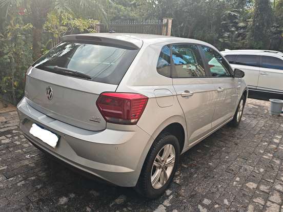 VOLKSWAGEN-POLO-2019