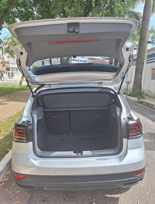 VOLKSWAGEN-T-CROSS-2020