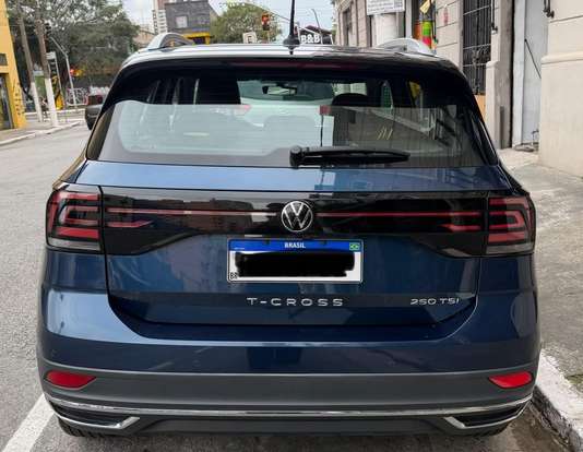 VOLKSWAGEN-T-CROSS-2023