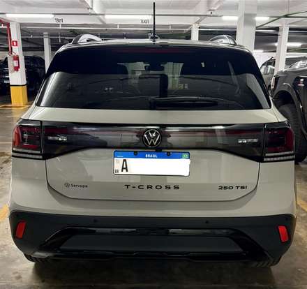 VOLKSWAGEN-T-CROSS-2025