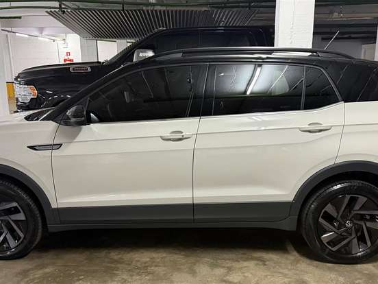 VOLKSWAGEN-T-CROSS-1.4 250 TSI TOTAL FLEX HIGHLINE AUTOMÁTICO VOLKSWAGEN-T-CROSS-2025