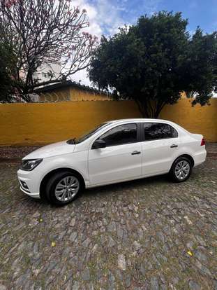 VOLKSWAGEN-VOYAGE-2022