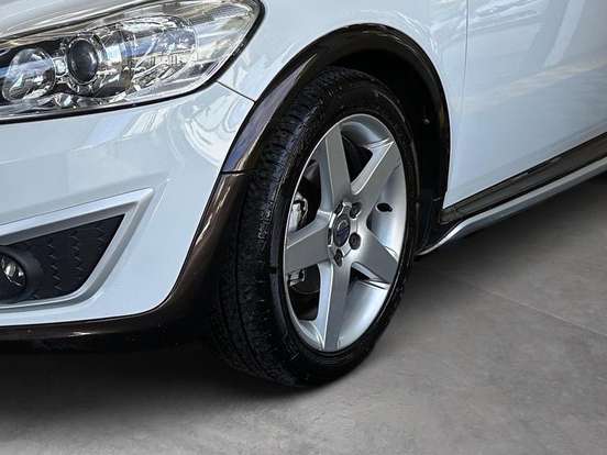 VOLVO-C30-2.0 GASOLINA 2P AUTOMÁTICO VOLVO-C30-2011