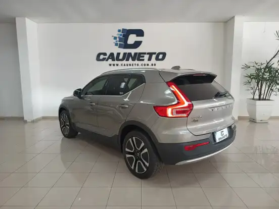 VOLVO-XC40-1.5 T5 RECHARGE MOMENTUM GEARTRONIC VOLVO-XC40-2021