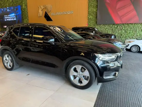 VOLVO-XC40-2.0 T4 GASOLINA GEARTRONIC VOLVO-XC40-2018
