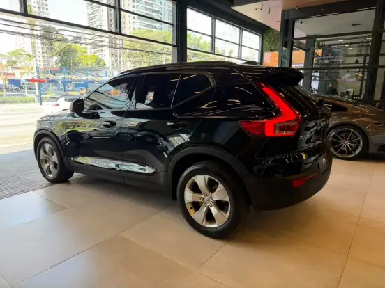 VOLVO-XC40-2.0 T4 GASOLINA GEARTRONIC VOLVO-XC40-2018