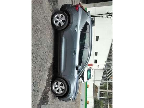 VOLVO-XC40-2018