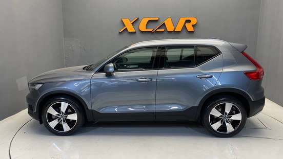VOLVO-XC40-2018