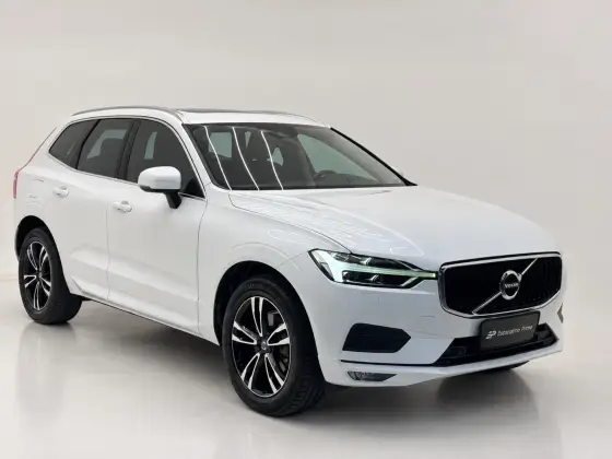 VOLVO XC60 2.0 T5 GASOLINA MOMENTUM AWD GEARTRONIC