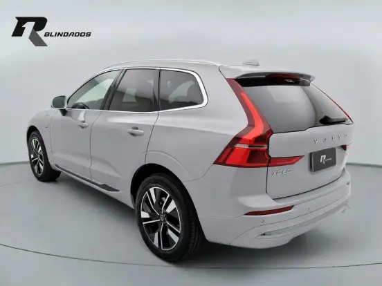 VOLVO-XC60-2026
