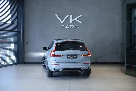 VOLVO-XC60-2025