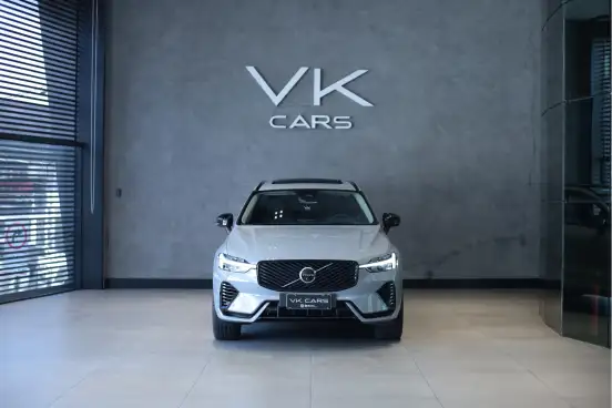 VOLVO-XC60-2025
