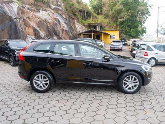 VOLVO-XC60-2.0 T5 MOMENTUM GASOLINA 4P AUTOMÁTICO VOLVO-XC60-2016