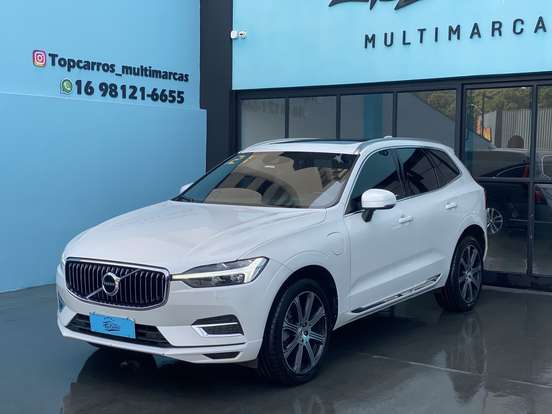 VOLVO-XC60-2021