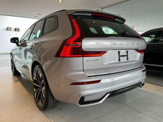 VOLVO-XC60-2026