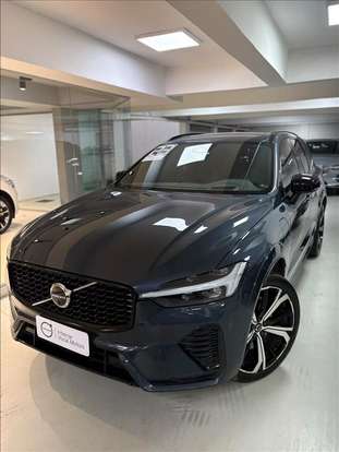 VOLVO-XC60-2023