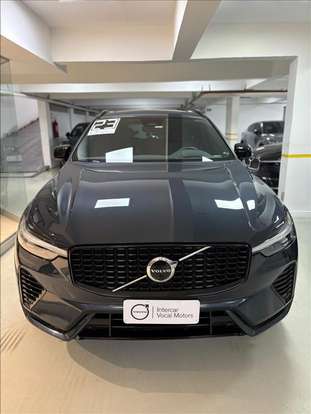 VOLVO-XC60-2023