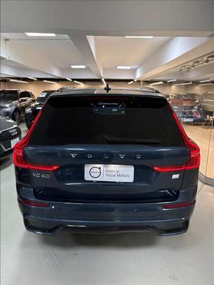 VOLVO-XC60-2023
