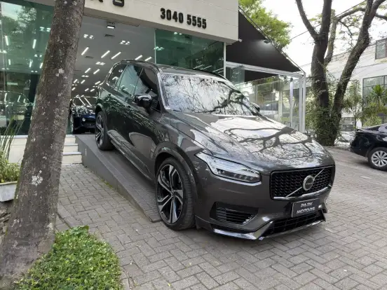 VOLVO-XC90-2023