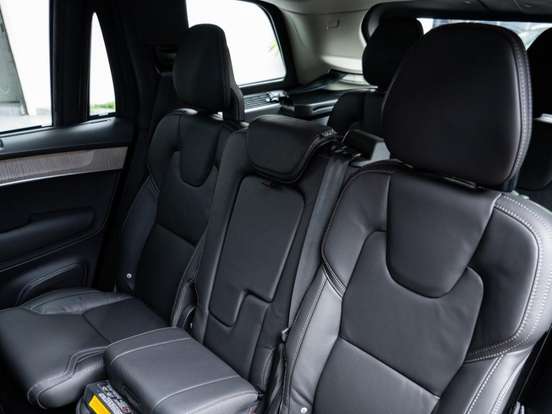 VOLVO-XC90-2026