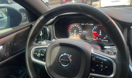 VOLVO-S60-2019