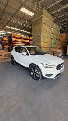 VOLVO-XC40-2.0 T4 GASOLINA MOMENTUM GEARTRONIC VOLVO-XC40-2020