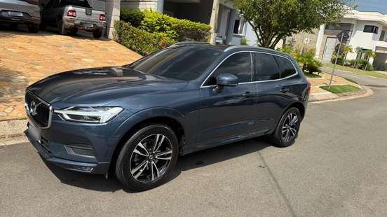 VOLVO-XC60-2.0 T5 GASOLINA MOMENTUM AWD GEARTRONIC VOLVO-XC60-2018