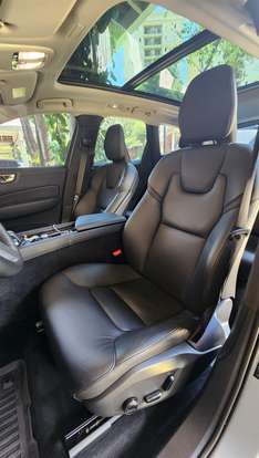VOLVO-XC60-2024