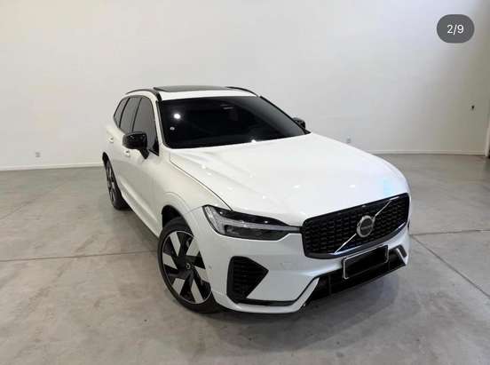 VOLVO-XC60-2023