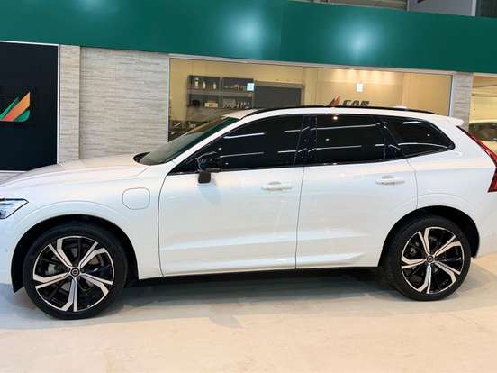 VOLVO-XC60-2.0 T8 RECHARGE ULTIMATE DARK AWD GEARTRONIC VOLVO-XC60-2024