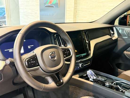 VOLVO-XC60-2.0 T8 RECHARGE ULTIMATE DARK AWD GEARTRONIC VOLVO-XC60-2024