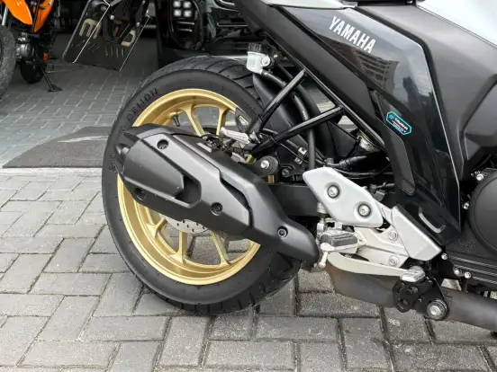 YAMAHA-FZ25 FAZER CONNECTED ABS YAMAHA-FZ25 FAZER CONNECTED ABS-2024