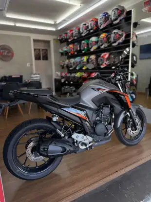 YAMAHA-FZ25 FAZER CONNECTED ABS-2025