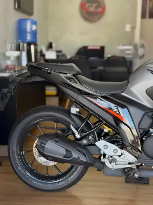 YAMAHA-FZ25 FAZER CONNECTED ABS-2025