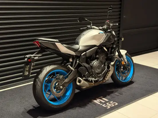 YAMAHA-MT-07 CONNECTED ABS YAMAHA-MT-07 CONNECTED ABS-2025