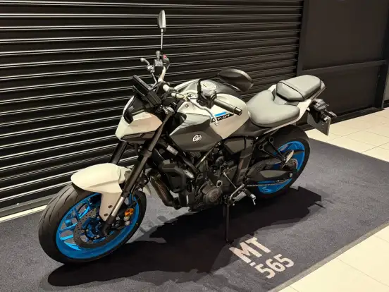 YAMAHA-MT-07 CONNECTED ABS YAMAHA-MT-07 CONNECTED ABS-2025