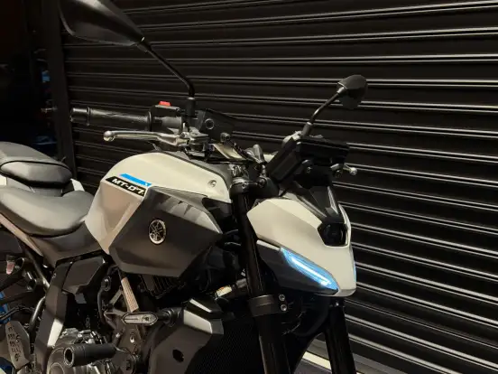 YAMAHA-MT-07 CONNECTED ABS-2025