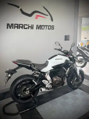 YAMAHA-MT-07 YAMAHA-MT-07-2016