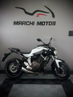 YAMAHA-MT-07 YAMAHA-MT-07-2016