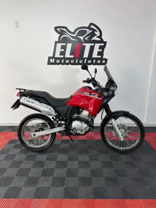 YAMAHA-XTZ 250 TÉNÉRÉ-2014