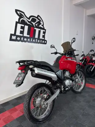 YAMAHA-XTZ 250 TÉNÉRÉ-2014