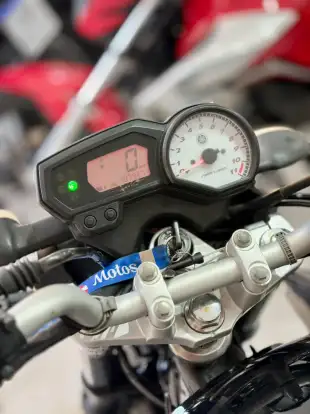 YAMAHA-YS 250 FAZER-2015