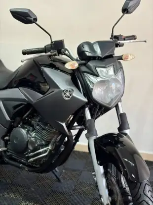YAMAHA-YS 250 FAZER YAMAHA-YS 250 FAZER-2015